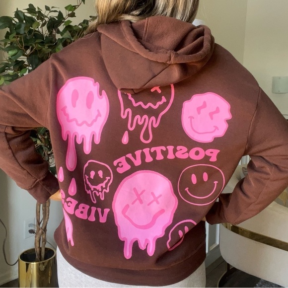 faded Rose Tops - Faded Rose Essentials Positive Vibes Smiley Face Brown Pink Sweatshirt Hoodie S